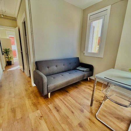 Sunny Apartment Gracia - Joanic Renovated Barcelona Bagian luar foto